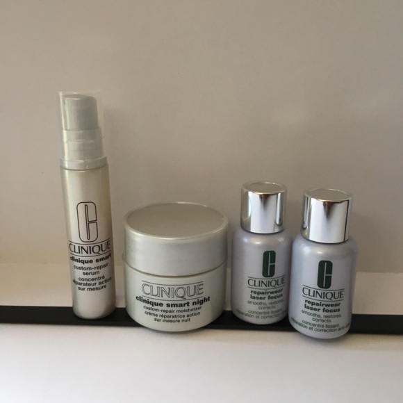 Clinique Other - ¡¡¡SOLD!!!Clinique Smart repair set ✌🏾